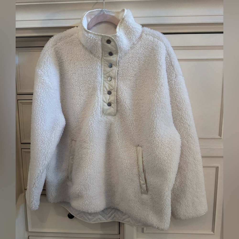 Athleta Cozy Cream Sherpa Pullover